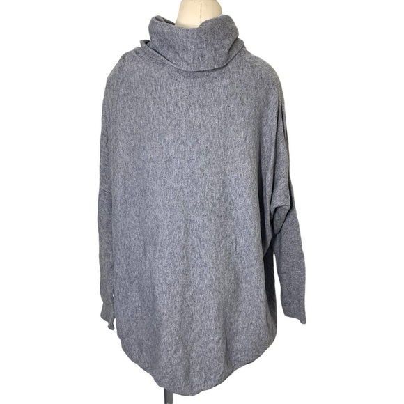 cyrus Grey Comfy Cozy Oversize Knit Sweater Bat's Wings Sleeves Cowlneck Sz S - Picture 3 of 11